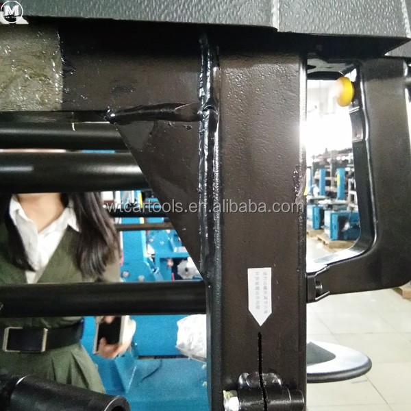 Automatic 380V Tire Changing Machine 460mm Width For Small And Medium Car 7