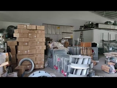 220V Industrial Car Spray Booth With Fiberglass Floor Filter And Exhaust Fan