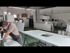 220V Industrial Car Spray Booth With Fiberglass Floor Filter And Exhaust Fan