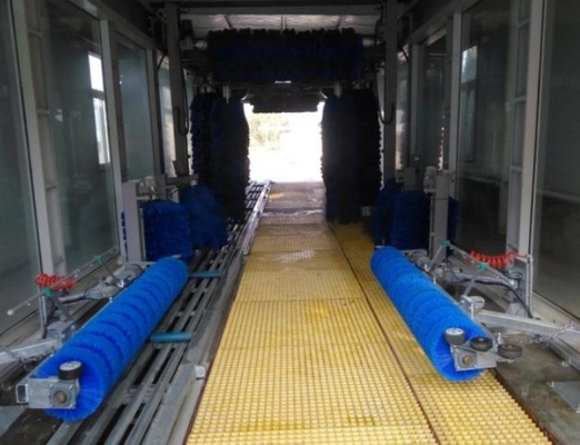 Stainless Fully Automatic Tunnel Car Wash Machine For Car Jeep Coach Within 10 Seats