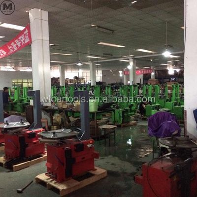 Bus Wheel Balancing Machine High Accuracy For 1400mm Diameter Wheel